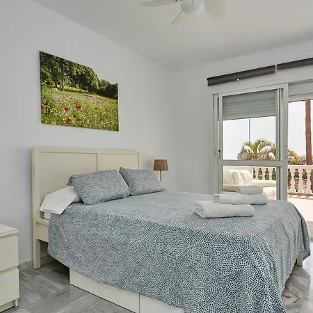 Rosas House Apartamento Nerja