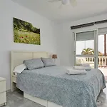 Rosas House شقة نيرخا