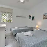 Rosas House شقة نيرخا