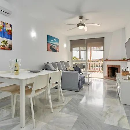 Rosas House Апартаменты Нерха